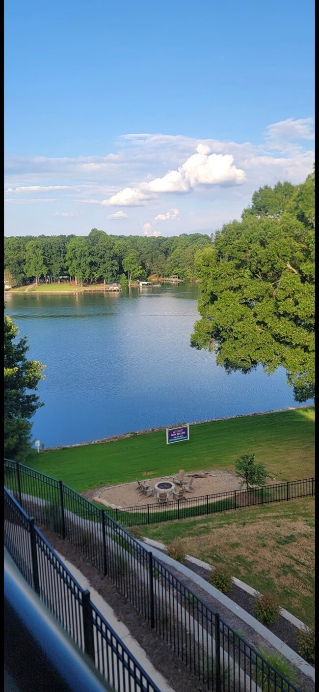 property at 4455 Reed Creek Dr
