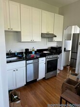 116 Willow St, Unit 4 in Cambridge, MA - Building Photo - Building Photo