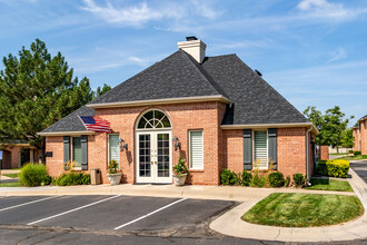 Polo Club Residences in Wichita, KS - Foto de edificio - Building Photo