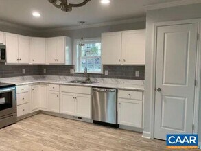 6 Windy Way in Palmyra, VA - Building Photo - Building Photo