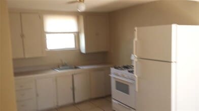 1517 Ave D in Abilene, TX - Building Photo - Building Photo