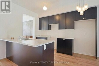 2944 Peter Matthews Dr in Pickering, ON - Building Photo - Building Photo