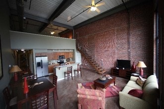 Bldg 1 in Simpsonville, SC - Building Photo - Interior Photo