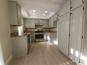 27972 Wentworth in Mission Viejo, CA - Building Photo - Building Photo