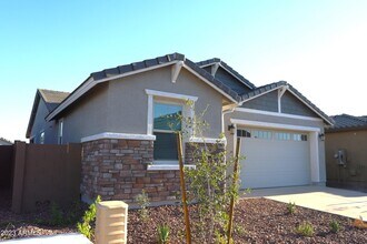 9447 W Turney Ave in Phoenix, AZ - Building Photo - Building Photo