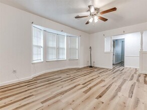 225 NW 80th St in Oklahoma City, OK - Building Photo - Building Photo