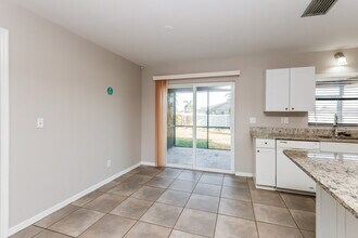 139 SE 19th Ln in Cape Coral, FL - Building Photo - Building Photo