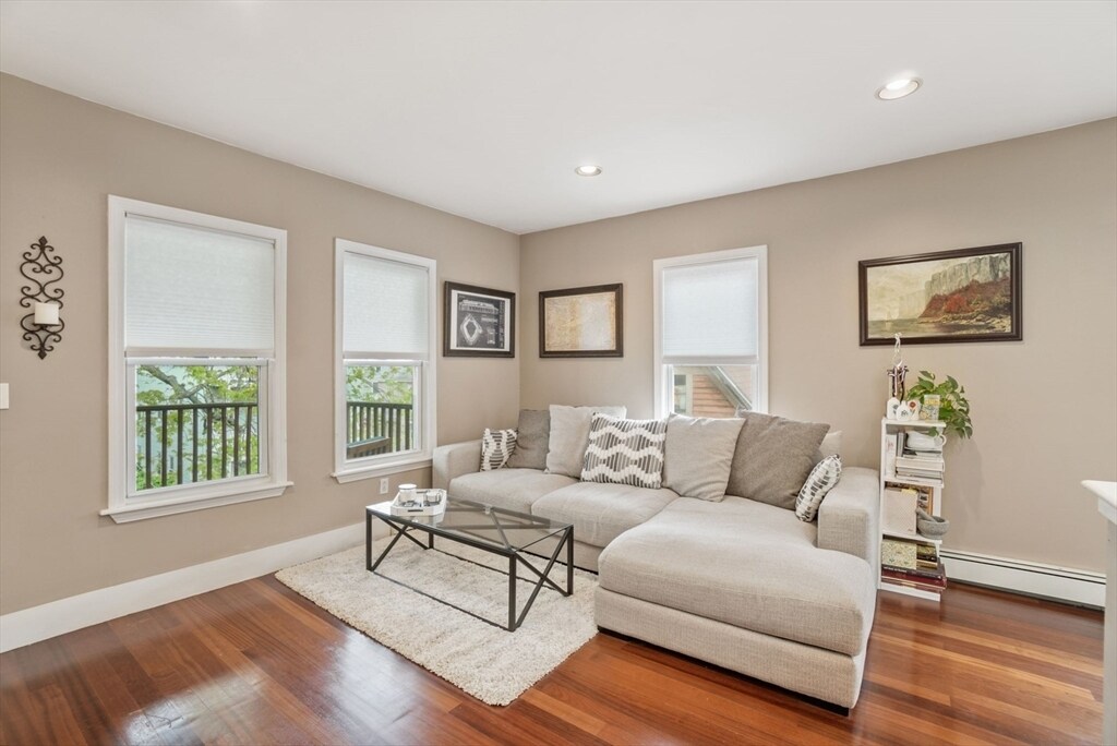 57 Regent St, Unit 3R in Cambridge, MA - Building Photo