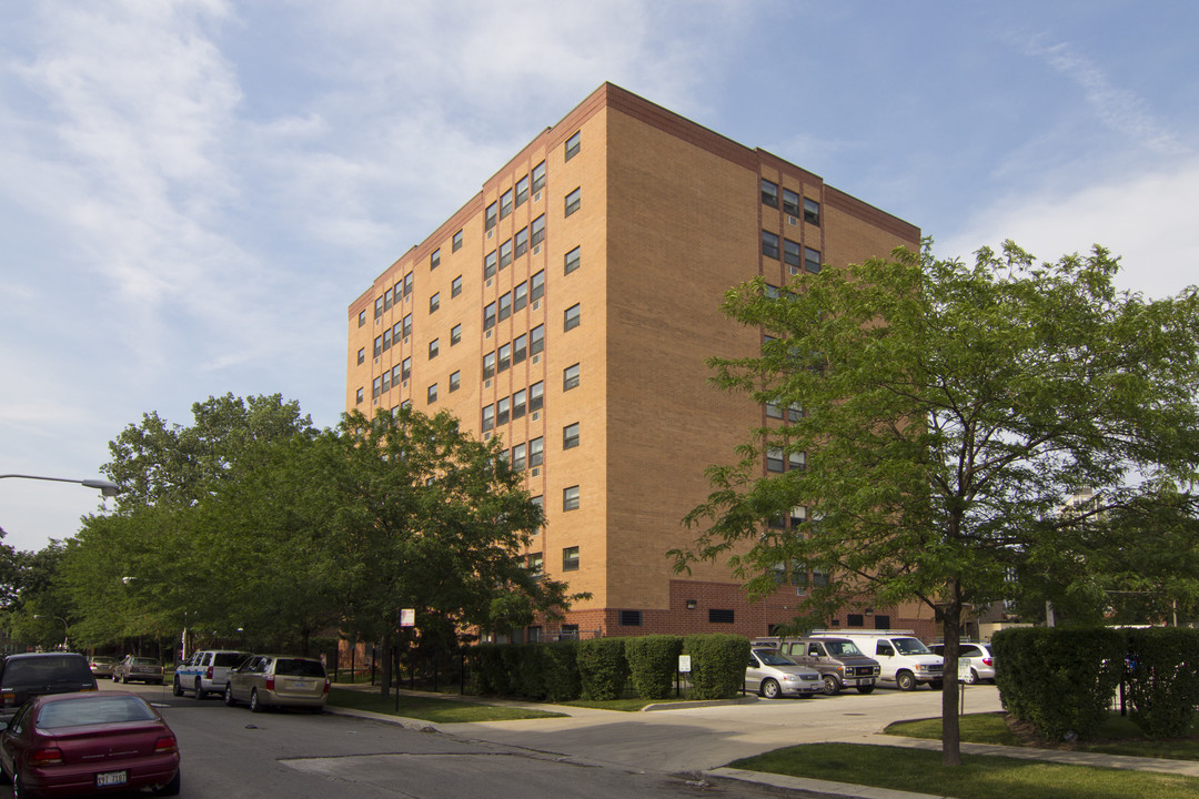 Kingston Place in Chicago, IL - Building Photo