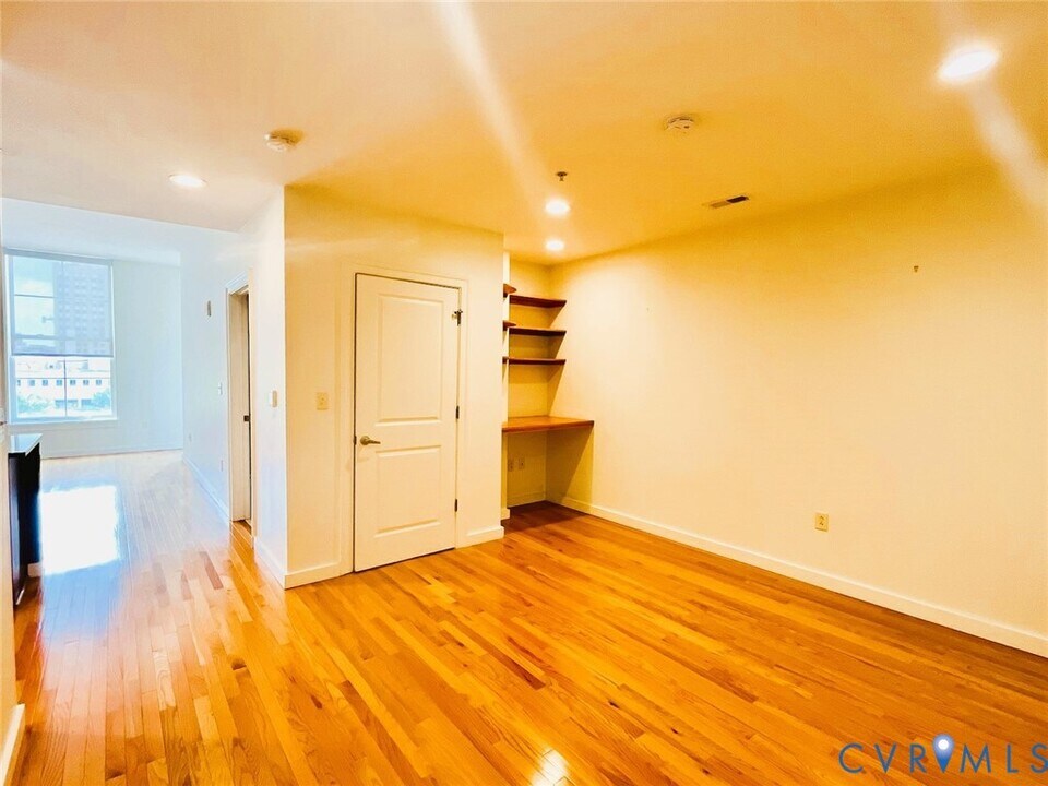 230 N 6th St in Richmond, VA - Building Photo