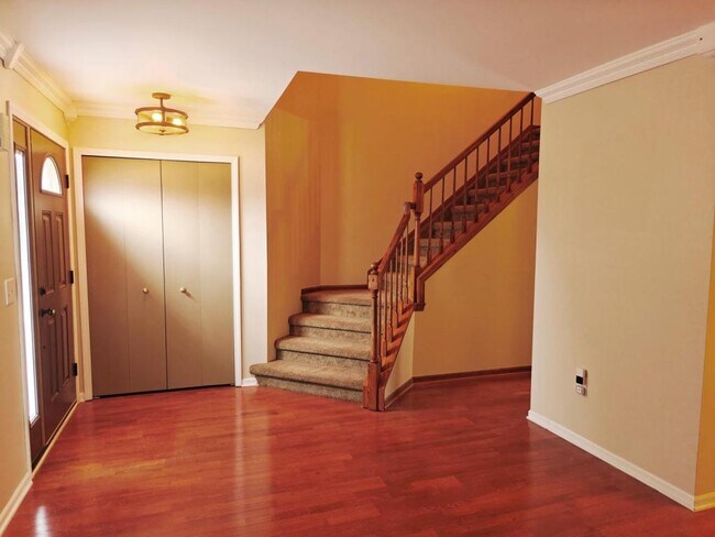 43782 Nowland Dr in Canton, MI - Building Photo - Building Photo