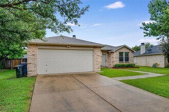 208 Blazing Star Trail in Burleson, TX - Building Photo - Building Photo