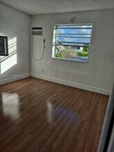 66 W 13th St in Hialeah, FL - Foto de edificio - Building Photo