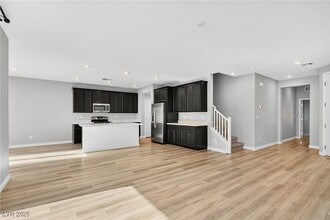 2870 Gaffer Film St in Las Vegas, NV - Building Photo - Building Photo