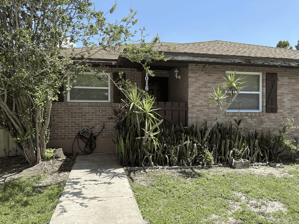 1016 Jacks St in Lakeland, FL - Building Photo
