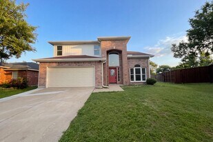 1405 Turtle Cove Dr in Little Elm, TX - Building Photo