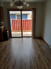 1242 Primrose Ln-Unit -0 in Neenah, WI - Building Photo - Building Photo