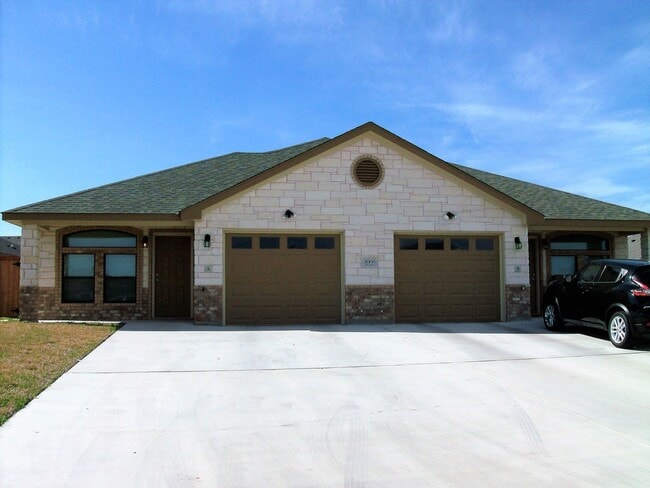 property at 3006 John Helen Dr
