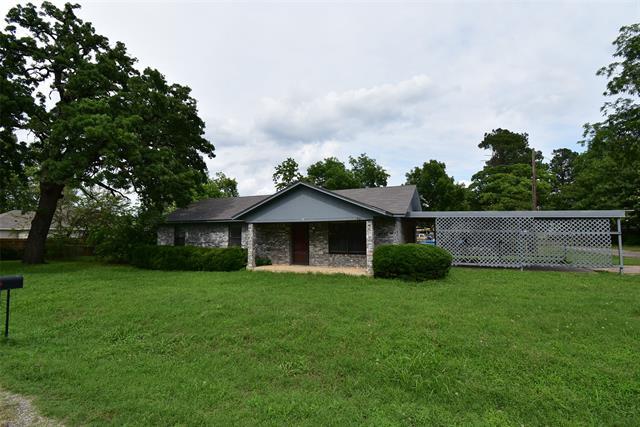 property at 401 N Neathery Ave