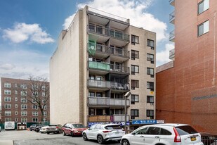 14236 38th Ave in Flushing, NY - Building Photo