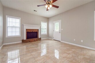 305 Derby Dr in Riverdale, GA - Building Photo - Building Photo