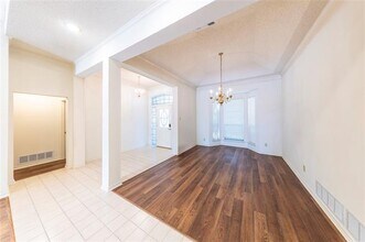 4517 Tuxford Ct in Plano, TX - Foto de edificio - Building Photo
