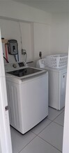 6231 Mayo St in Hollywood, FL - Building Photo - Building Photo
