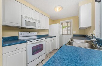 18536 Yale Ave in Port Charlotte, FL - Building Photo - Building Photo