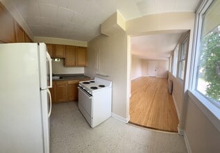 172 Cliff St in Burlington, VT - Building Photo - Building Photo