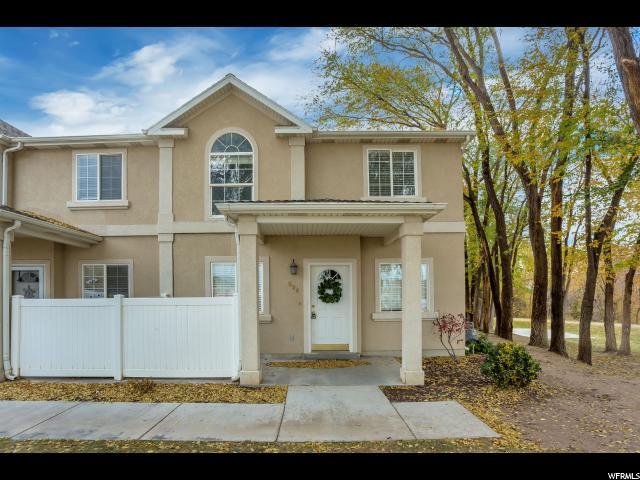 property at 826 Sugar Maple Ct
