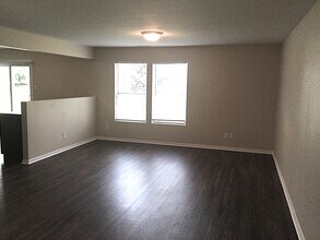 3244 Underwood Dr in Whiteland, IN - Building Photo - Building Photo