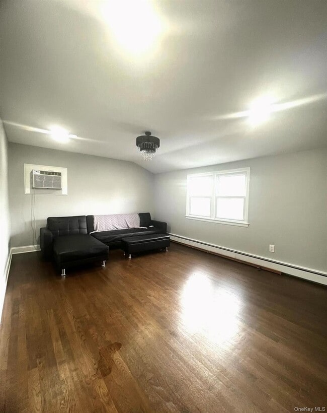 182 Bennett Ave in Yonkers, NY - Building Photo - Building Photo