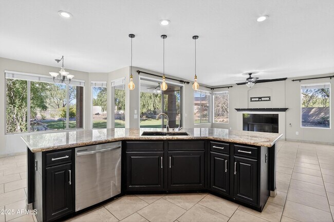 4302 E Mossman Rd in Phoenix, AZ - Building Photo - Building Photo