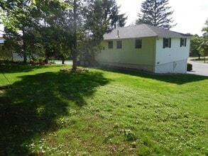 75 Ripley Ave in Marlborough, MA - Building Photo - Building Photo