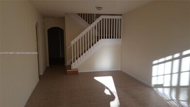 2853 SW 85th Ave in Miramar, FL - Building Photo - Building Photo