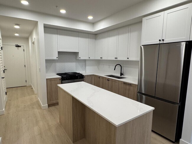 19911-19976 76 Ave in Langley, BC - Building Photo - Building Photo