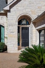 12120 Carlsbad Dr in Austin, TX - Foto de edificio - Building Photo