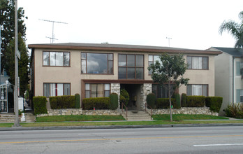 9675 W Olympic Blvd in Beverly Hills, CA - Building Photo - Building Photo