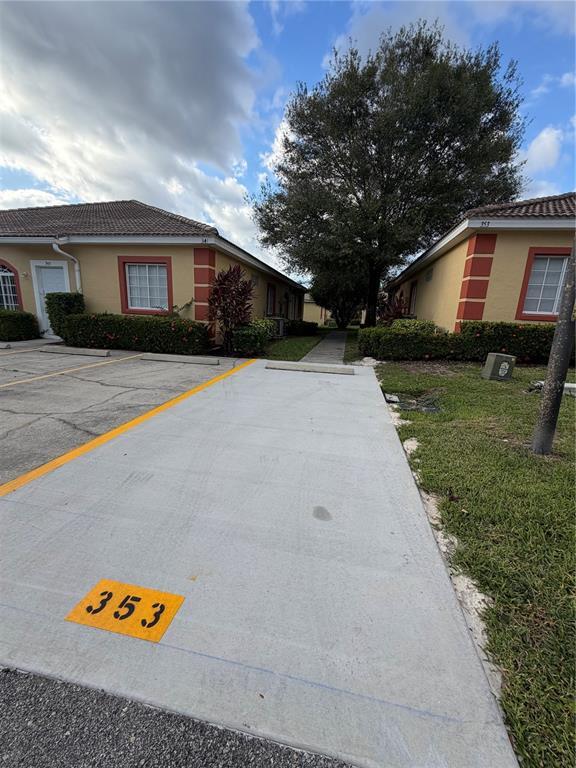353 Port Pleasant Dr in Kissimmee, FL - Building Photo - Building Photo