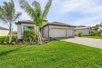 20662 Greenwich Pl in Estero, FL - Building Photo - Building Photo