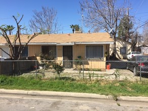 1730 Oregon St in Bakersfield, CA - Building Photo - Building Photo