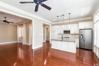 7402 Elderberry Ave in Baton Rouge, LA - Building Photo - Building Photo