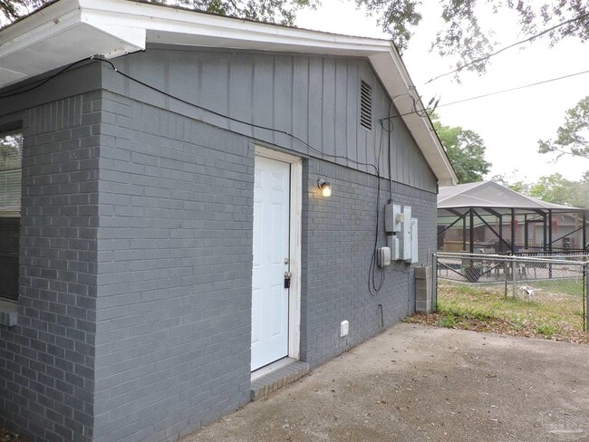603 Old Crow in Pensacola, FL - Building Photo - Building Photo