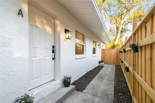 6422 S Adelia Ave in Tampa, FL - Building Photo