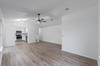1816 Madelons Path in Fort Walton Beach, FL - Building Photo - Building Photo