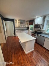 1075 Inverness Rd in Southern Pines, NC - Foto de edificio - Building Photo