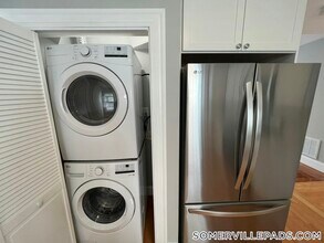 33 Hancock St, Unit 2 in Somerville, MA - Foto de edificio - Building Photo