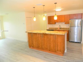 4600 SW 93rd Ct in Miami, FL - Building Photo - Building Photo