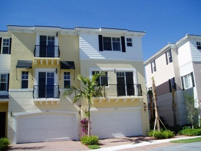 542 NW 39th Cir