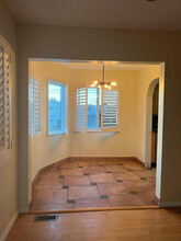 1630 Griffith Park Blvd-Unit -4 in Los Angeles, CA - Building Photo - Building Photo